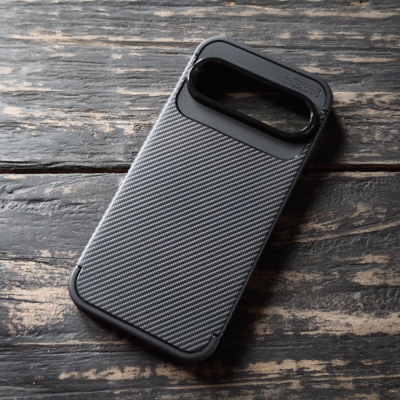 Google Pixel 9 - Pixel 9 Pro - AUTOFOCUS Carbon Fiber Soft Case