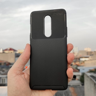 Oneplus 8 - AUTOFOCUS Carbon Fiber Soft Case