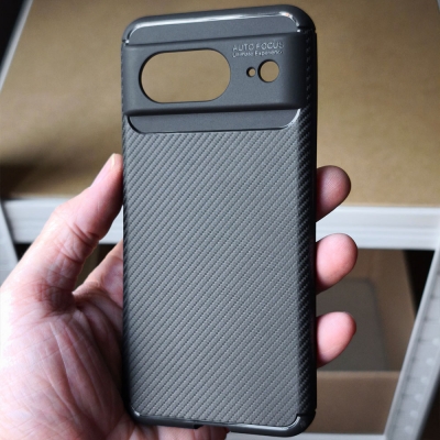 Google Pixel 8 - AUTOFOCUS Carbon Fiber Soft Case