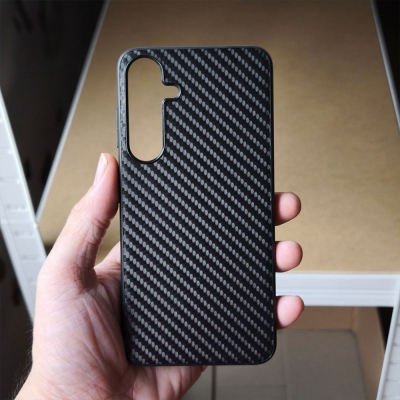 Samsung Galaxy S24 Plus - AIORIA Carbon Fiber Hybrid Case