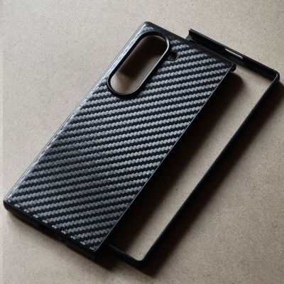 Samsung Galaxy Z Fold 6 - AIORIA Carbon Fiber Hybrid Case