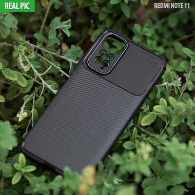 Xiaomi Redmi Note 11 - AUTOFOCUS Carbon Fiber Soft Case