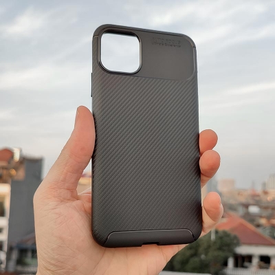 iPhone 11 Pro Max - AUTOFOCUS Carbon Fiber Soft Case