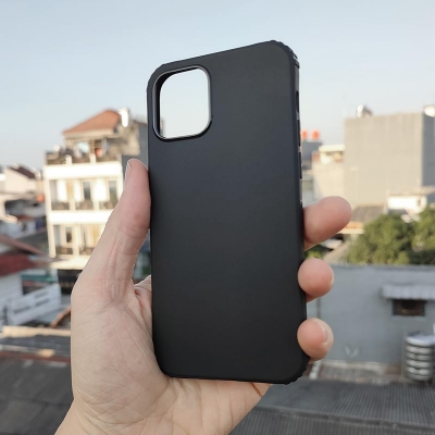 iPhone 12 - 12 Pro - Simple Matte TPU Soft Case with Corner Pad