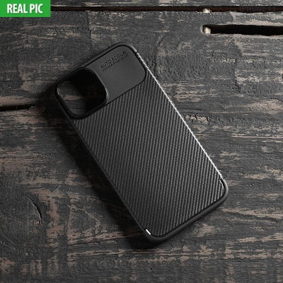 iPhone 14 - iPhone 13 - AUTOFOCUS Carbon Fiber Soft Case